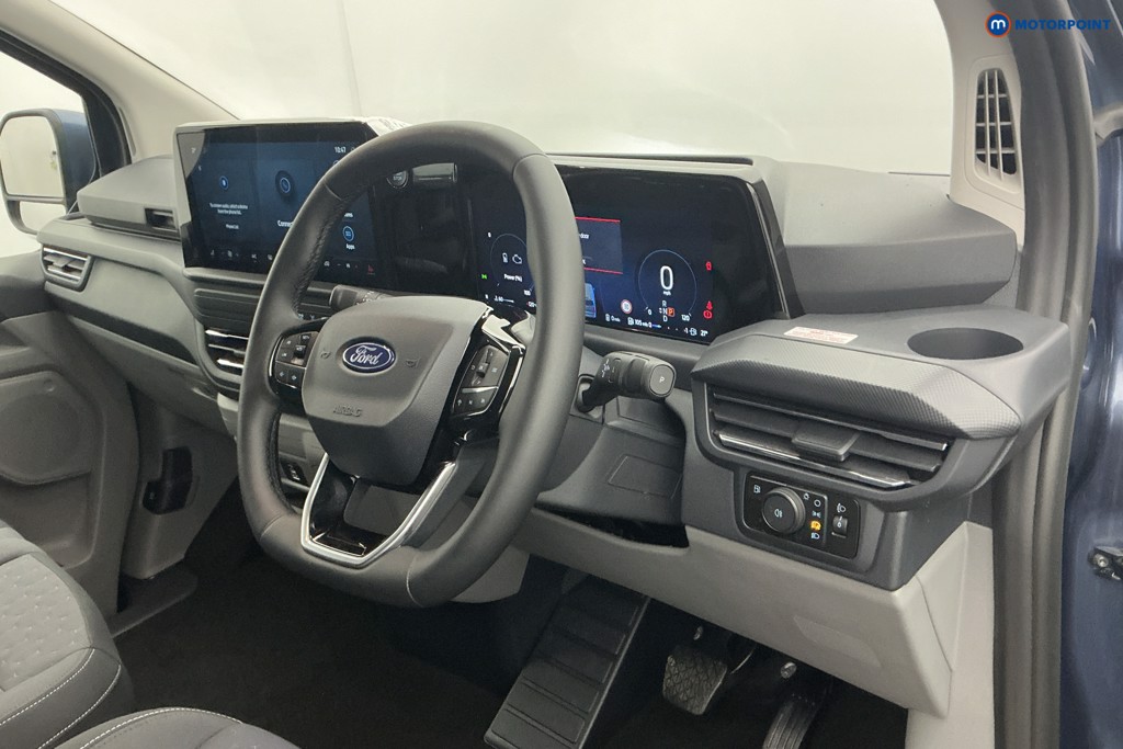 Ford Transit Custom Limited Automatic Petrol Plug-In Hybrid Standard Roof Minibus - Stock Number (1670098) - 9th supplementary image