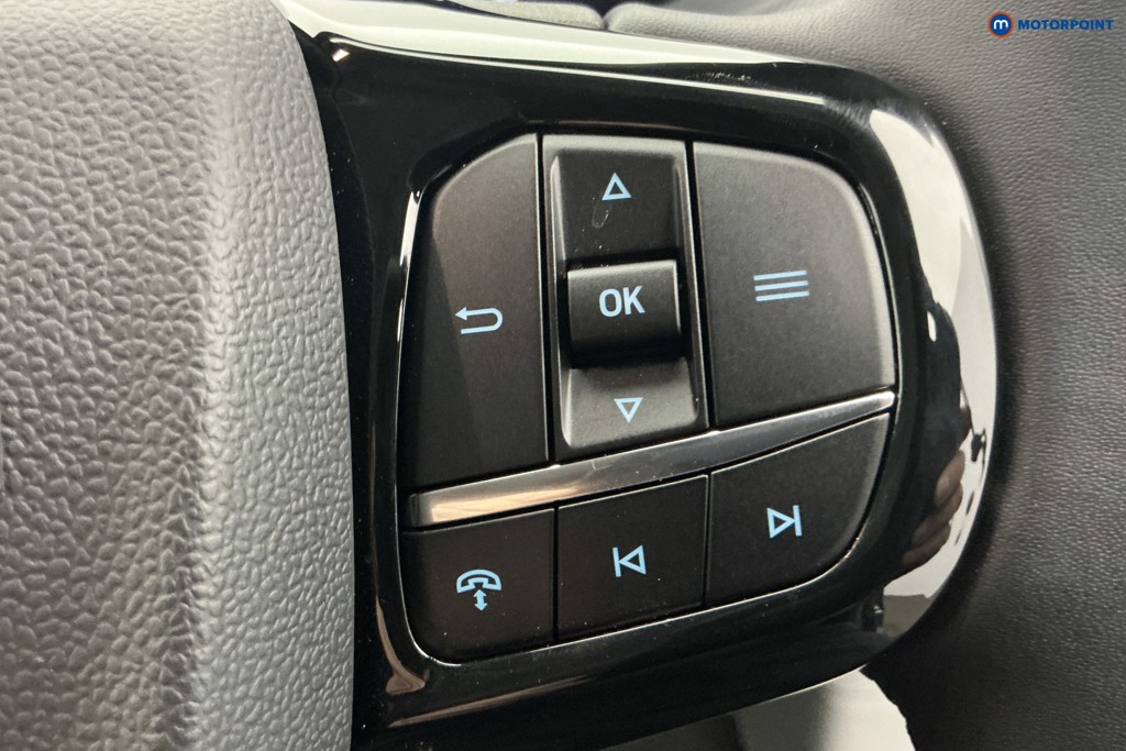 Ford Transit Custom Limited Automatic Petrol Plug-In Hybrid Standard Roof Minibus - Stock Number (1670098) - 18th supplementary image