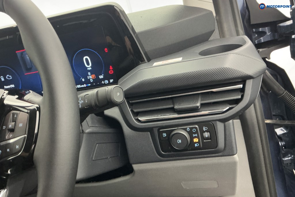 Ford Transit Custom Limited Automatic Petrol Plug-In Hybrid Standard Roof Minibus - Stock Number (1670098) - 19th supplementary image