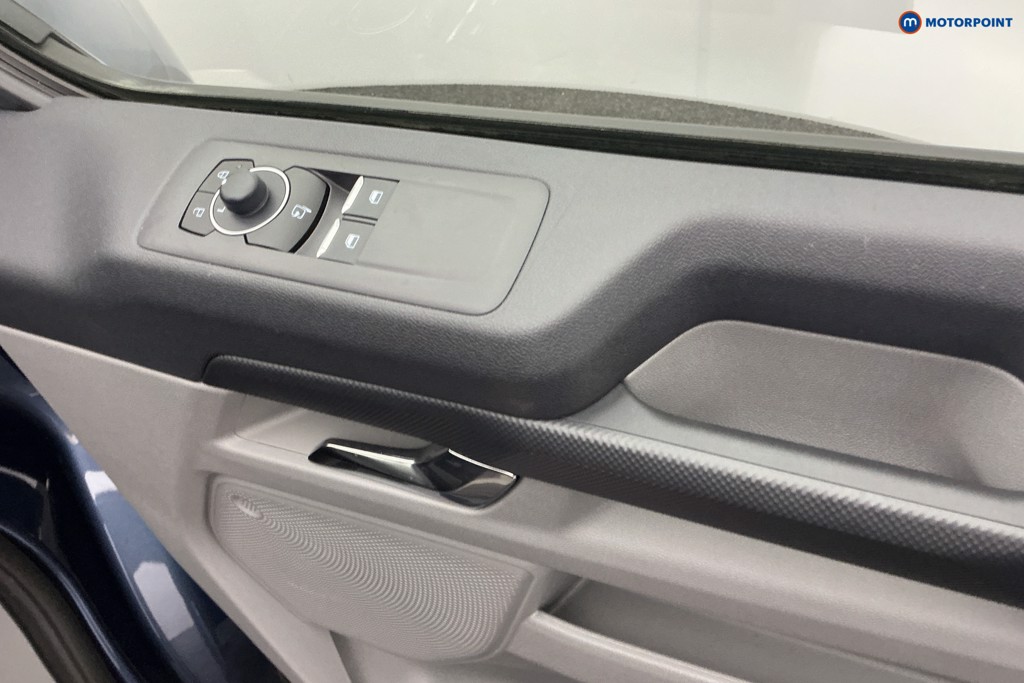 Ford Transit Custom Limited Automatic Petrol Plug-In Hybrid Standard Roof Minibus - Stock Number (1670098) - 22nd supplementary image