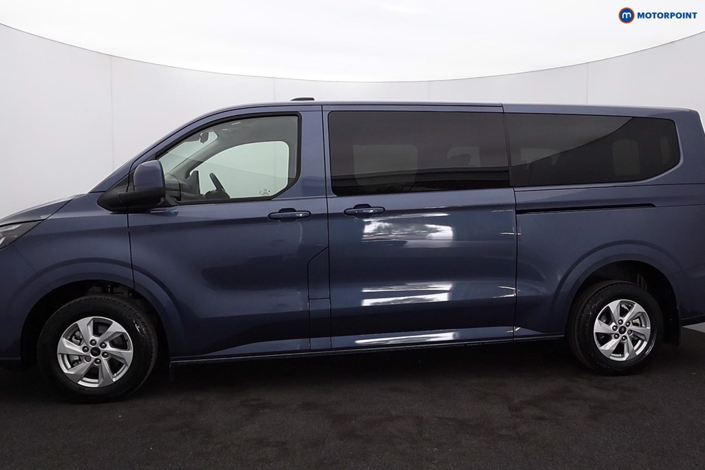 Ford Transit Custom Limited Automatic Petrol Plug-In Hybrid Standard Roof Minibus - Stock Number (1670098) - Passenger side