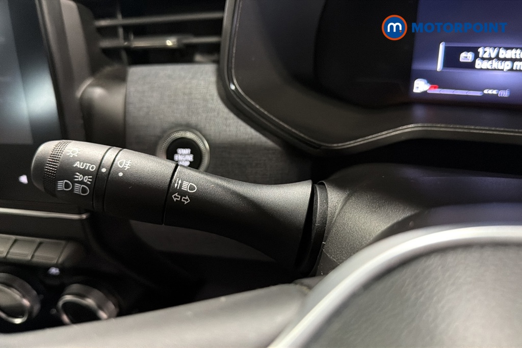 Renault Clio Evolution Manual Petrol Hatchback - Stock Number (1670189) - 5th supplementary image