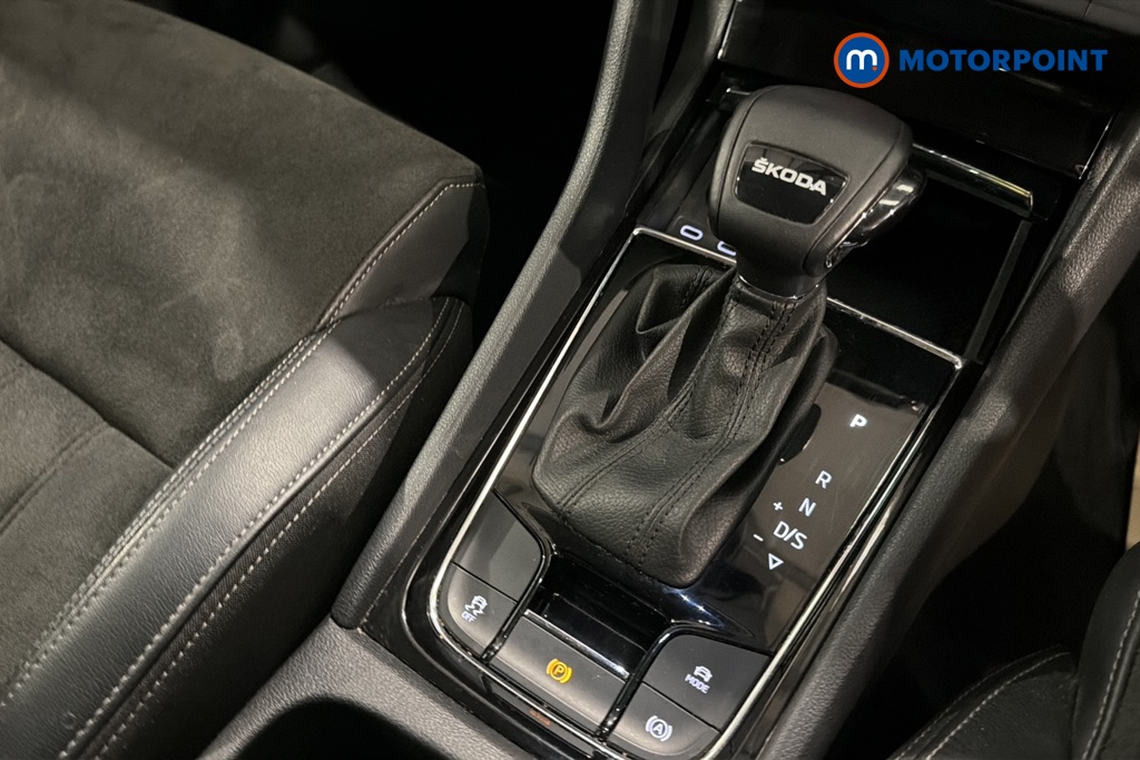 Skoda Karoq Se L Automatic Petrol SUV - Stock Number (1672100) - 15th supplementary image