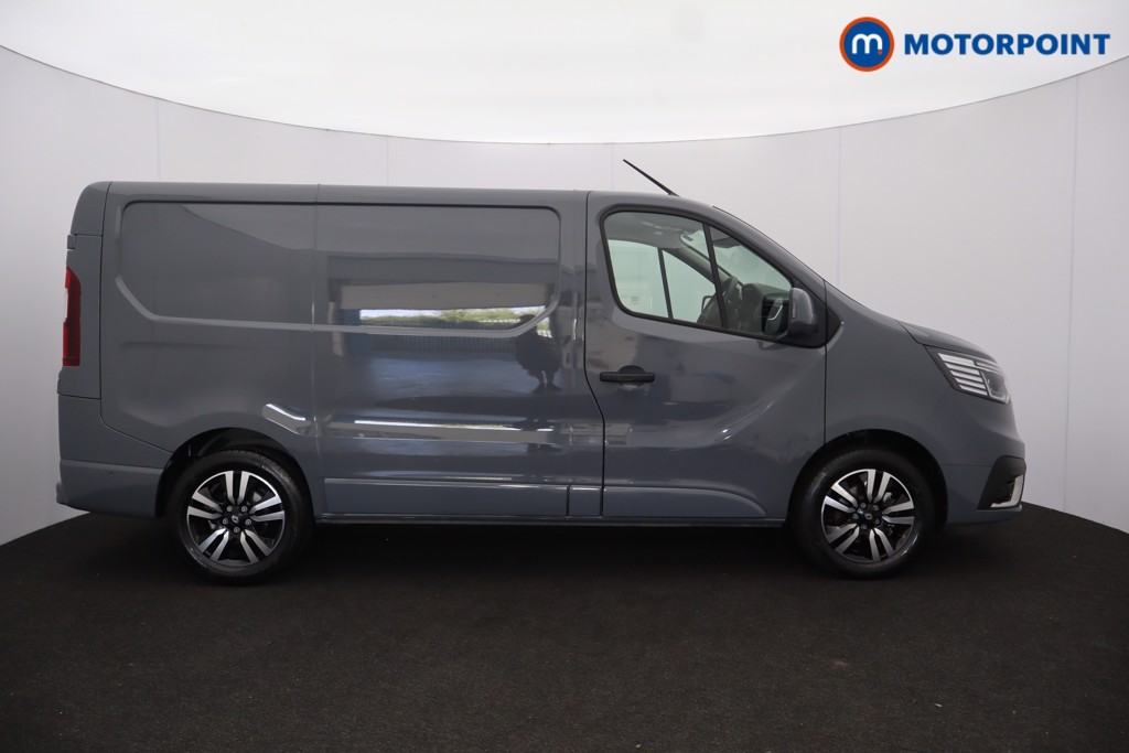 Renault Trafic Extra Sport Manual Diesel Panel Van - Stock Number (1672157) - Drivers side front corner
