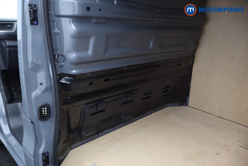 Renault Trafic Extra Sport Manual Diesel Panel Van - Stock Number (1672157) - 27th supplementary image