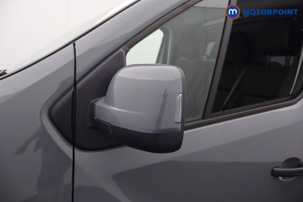 Renault Trafic Extra Sport Manual Diesel Panel Van - Stock Number (1672157) - 36th supplementary image