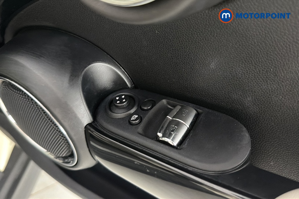 Mini Hatchback Cooper Exclusive Automatic Petrol Hatchback - Stock Number (1672481) - 19th supplementary image