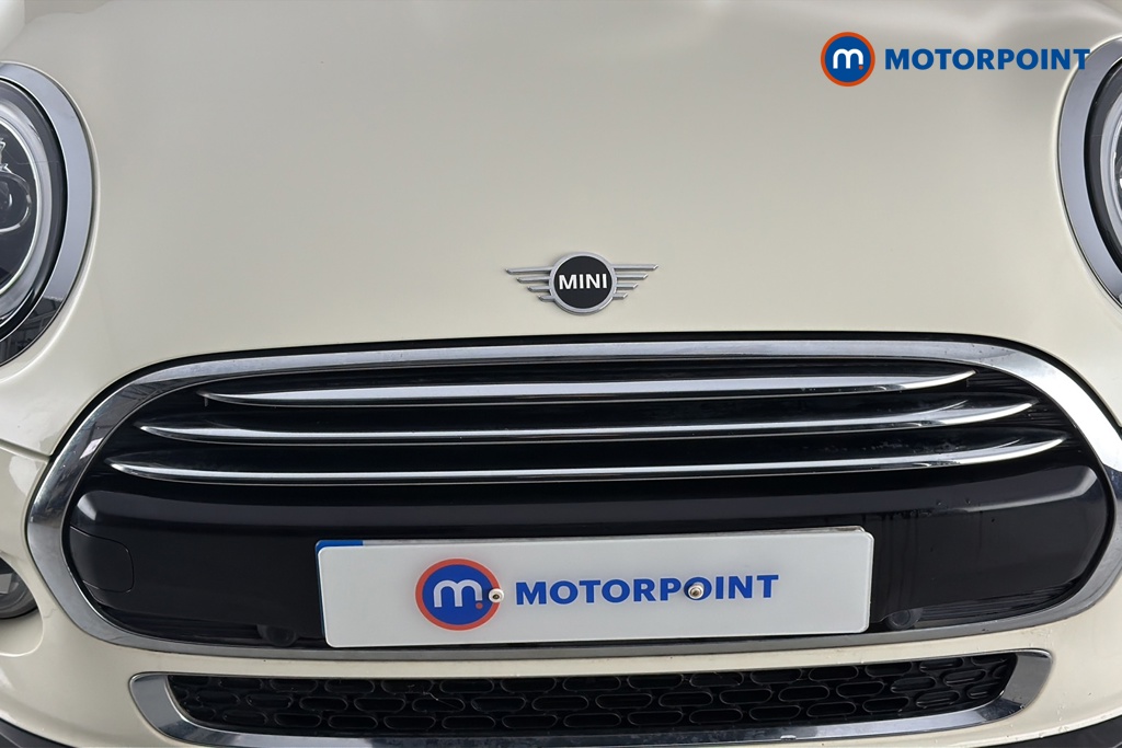 Mini Hatchback Cooper Exclusive Automatic Petrol Hatchback - Stock Number (1672481) - 43rd supplementary image