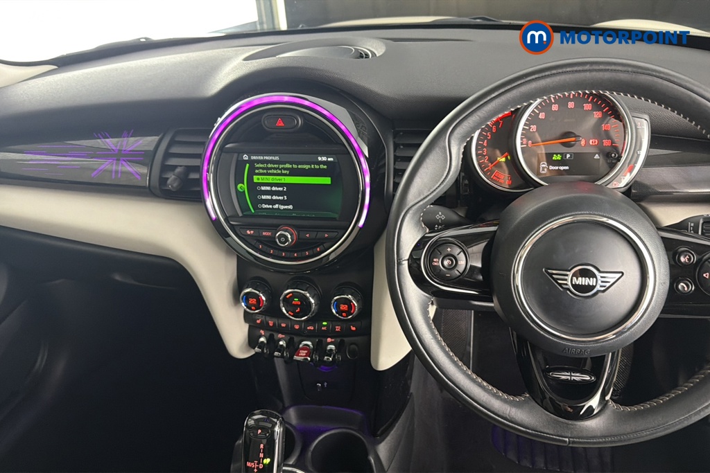 Mini Hatchback Cooper Exclusive Automatic Petrol Hatchback - Stock Number (1672481) - 1st supplementary image