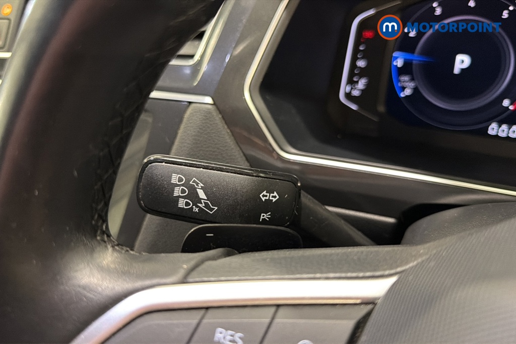Volkswagen Tiguan Allspace Life Automatic Petrol SUV - Stock Number (1672604) - 5th supplementary image