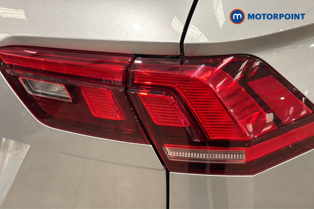 Volkswagen Tiguan Allspace Life Automatic Petrol SUV - Stock Number (1672604) - 36th supplementary image