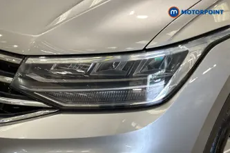 Volkswagen Tiguan Allspace Life Automatic Petrol SUV - Stock Number (1672604) - 42nd supplementary image
