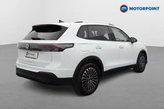 Volkswagen Tiguan Match Automatic Diesel SUV - Stock Number (1672678) - Drivers side rear corner