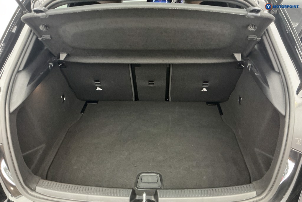 Mercedes-Benz A Class Amg Line Automatic Petrol Hatchback - Stock Number (1673168) - 3rd supplementary image