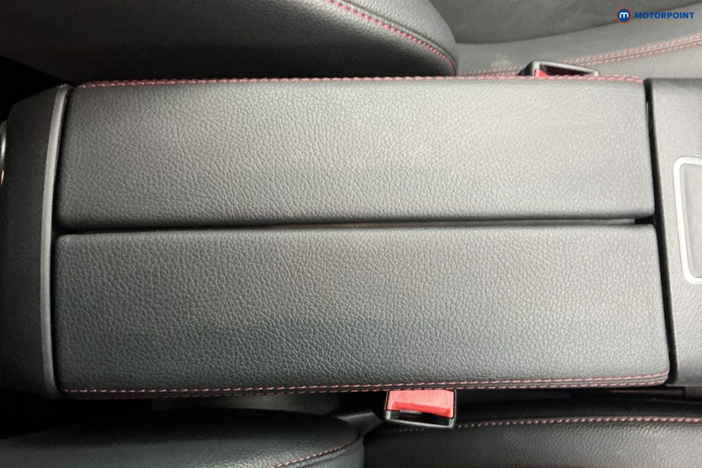 Mercedes-Benz A Class Amg Line Automatic Petrol Hatchback - Stock Number (1673168) - 13th supplementary image