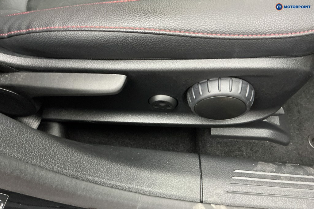 Mercedes-Benz A Class Amg Line Automatic Petrol Hatchback - Stock Number (1673168) - 22nd supplementary image