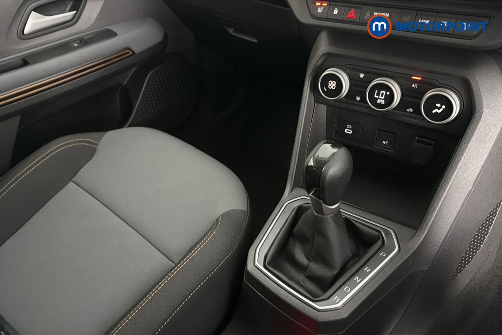 Dacia Jogger Extreme Automatic Petrol-Electric Hybrid People Carrier - Stock Number (1673540) - 15th supplementary image
