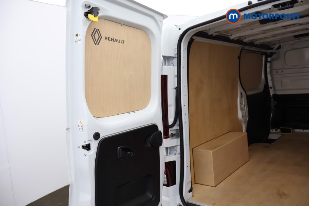 Renault Trafic Extra Sport Automatic Diesel Panel Van - Stock Number (1673627) - 21st supplementary image