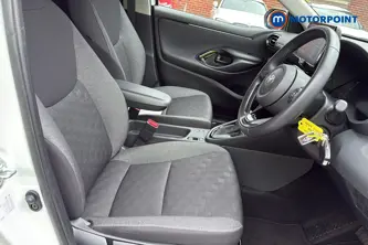 Toyota Yaris Design Automatic Petrol-Electric Hybrid Hatchback - Stock Number (1673772) - 22nd supplementary image