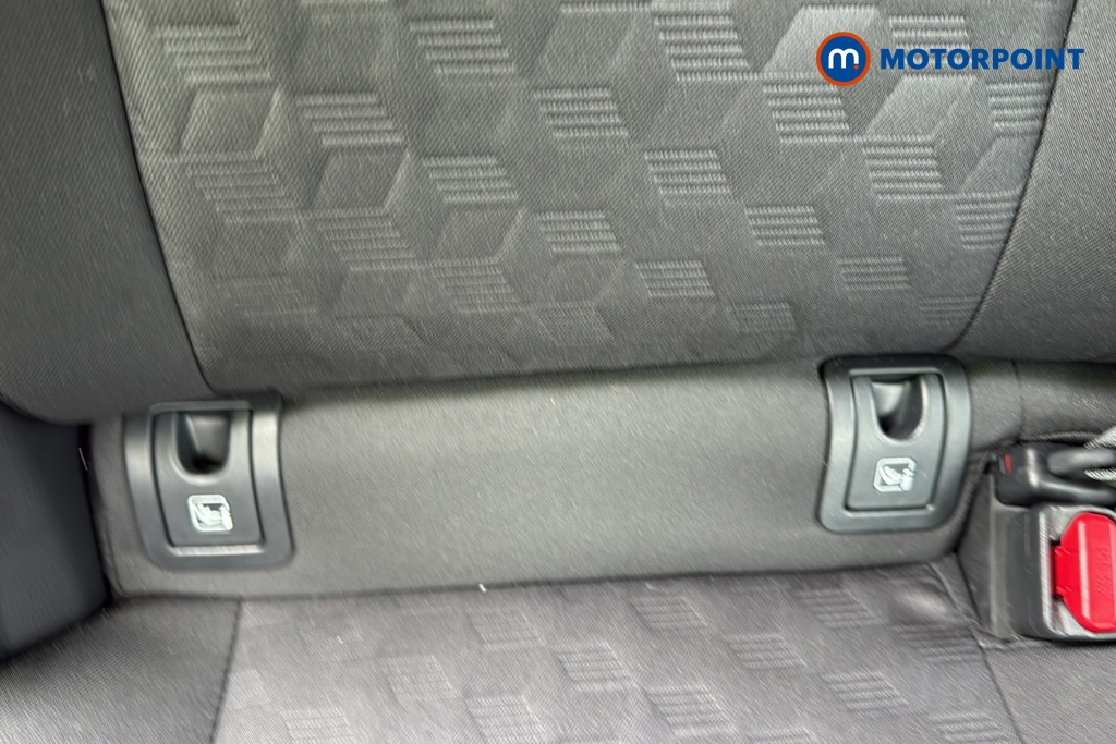 Toyota Yaris Design Automatic Petrol-Electric Hybrid Hatchback - Stock Number (1673772) - 27th supplementary image