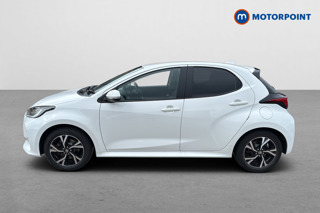 Toyota Yaris Design Automatic Petrol-Electric Hybrid Hatchback - Stock Number (1673772) - Drivers side