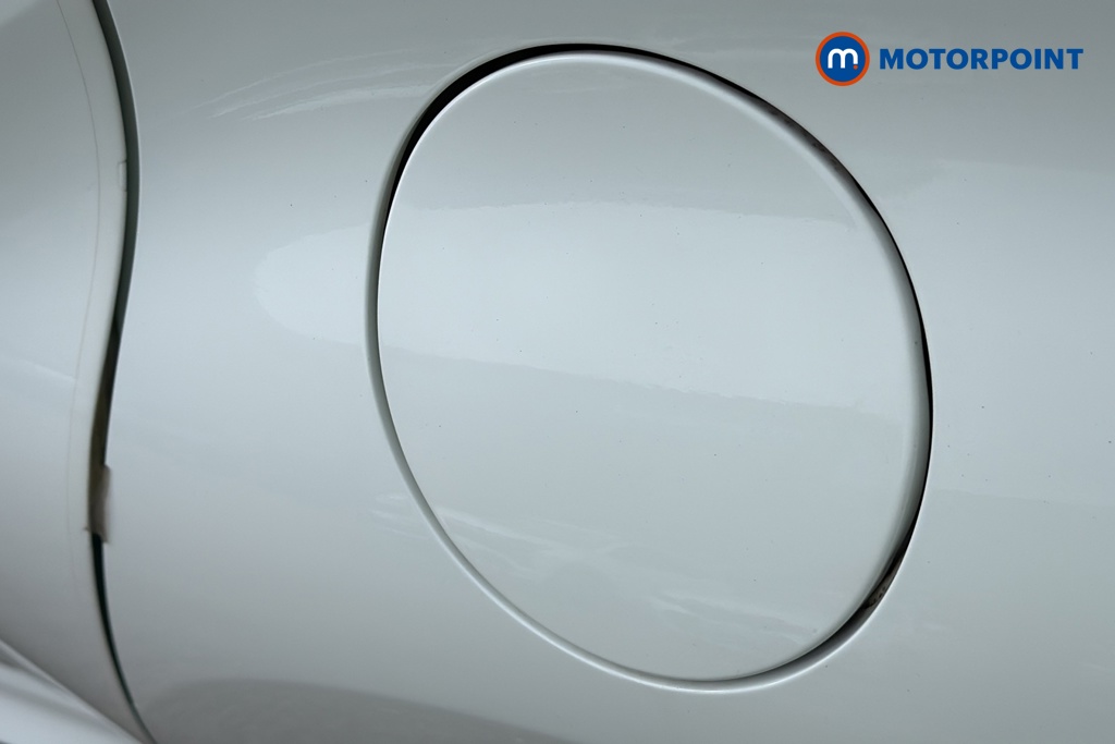 Toyota Yaris Design Automatic Petrol-Electric Hybrid Hatchback - Stock Number (1673772) - 41st supplementary image