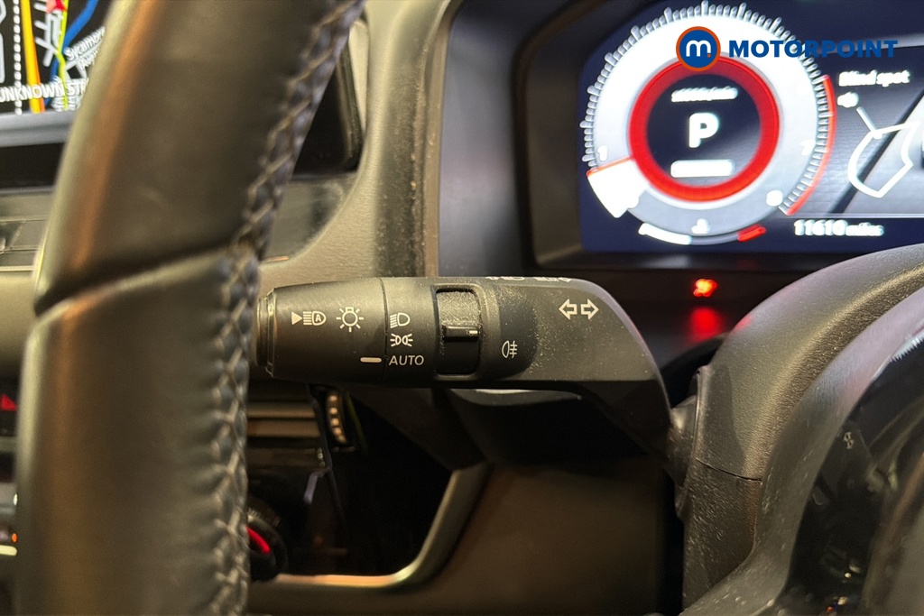 Nissan Qashqai N-Connecta Automatic Petrol SUV - Stock Number (1673788) - 5th supplementary image