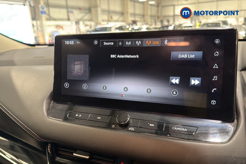 Nissan Qashqai N-Connecta Automatic Petrol SUV - Stock Number (1673788) - 8th supplementary image