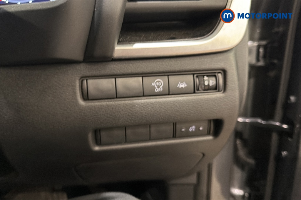 Nissan Qashqai N-Connecta Automatic Petrol SUV - Stock Number (1673788) - 11th supplementary image