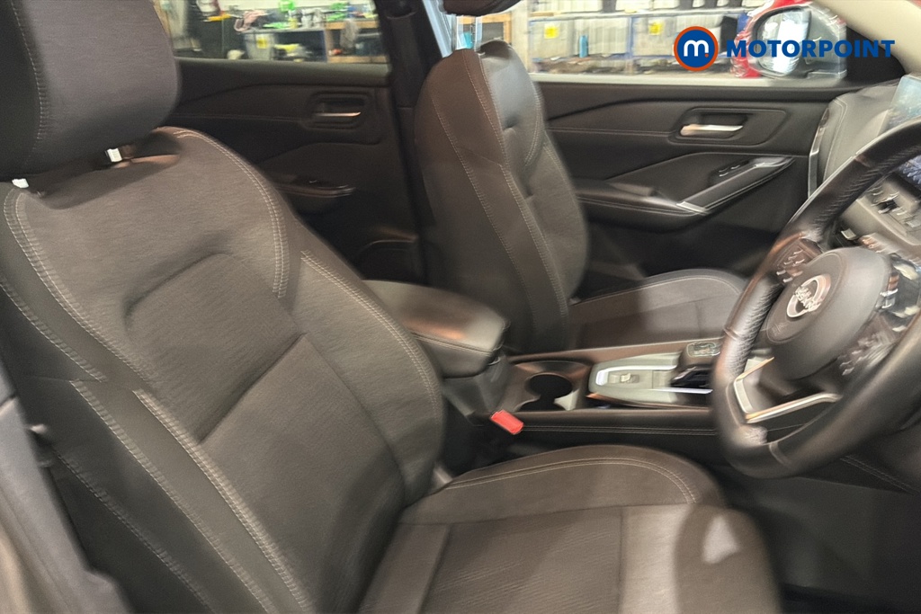 Nissan Qashqai N-Connecta Automatic Petrol SUV - Stock Number (1673788) - 22nd supplementary image