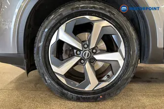Nissan Qashqai N-Connecta Automatic Petrol SUV - Stock Number (1673788) - 44th supplementary image