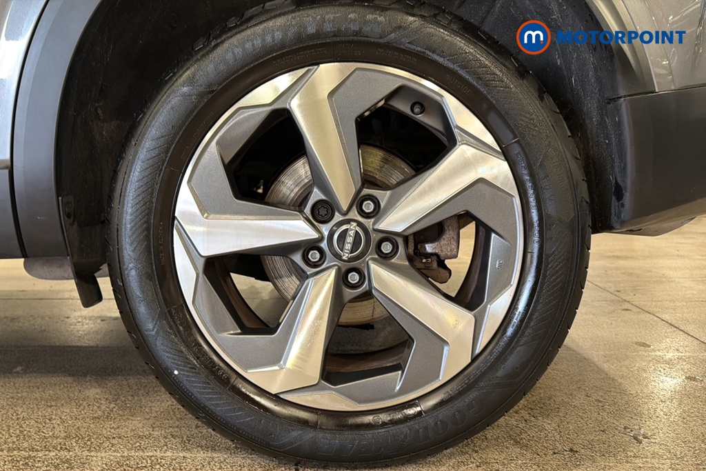 Nissan Qashqai N-Connecta Automatic Petrol SUV - Stock Number (1673788) - 45th supplementary image