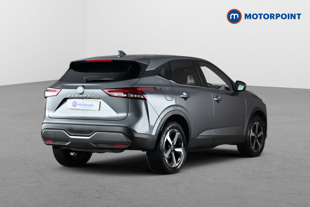 Nissan Qashqai N-Connecta Automatic Petrol SUV - Stock Number (1673788) - Passenger side rear corner