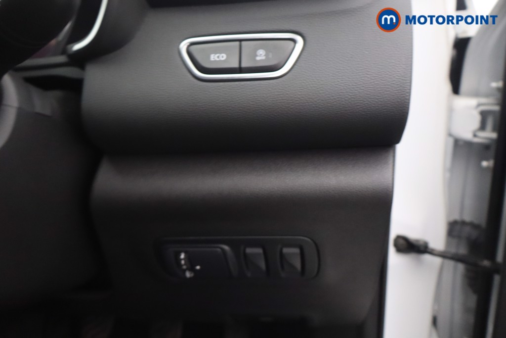 Renault Kadjar Techno Manual Petrol SUV - Stock Number (1674158) - 13th supplementary image