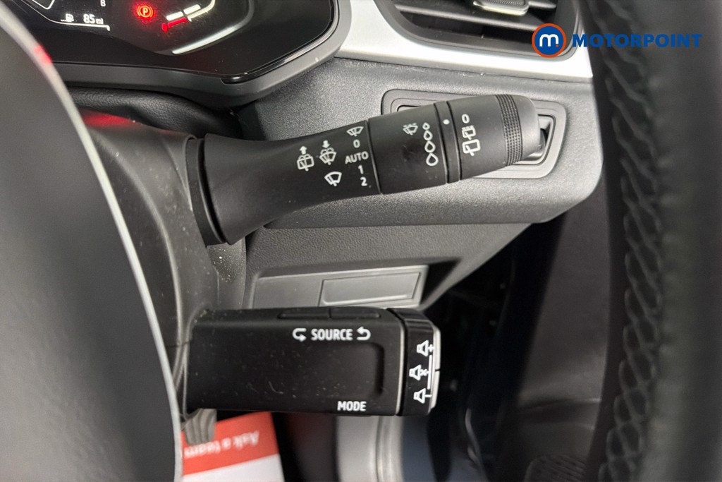 Renault Captur Evolution Automatic Petrol-Electric Hybrid SUV - Stock Number (1674234) - 7th supplementary image