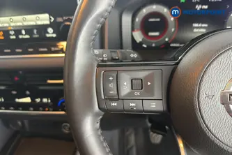 Nissan Qashqai Tekna Manual Petrol SUV - Stock Number (1674248) - 4th supplementary image