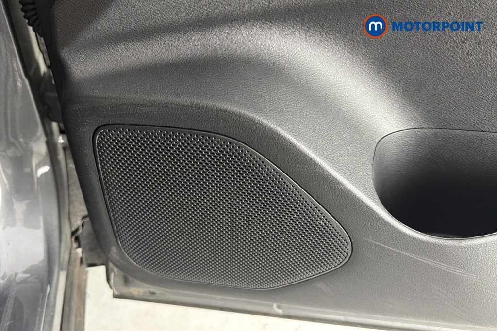 Nissan Qashqai Tekna Manual Petrol SUV - Stock Number (1674248) - 21st supplementary image
