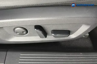 Nissan Qashqai Tekna Manual Petrol SUV - Stock Number (1674248) - 23rd supplementary image