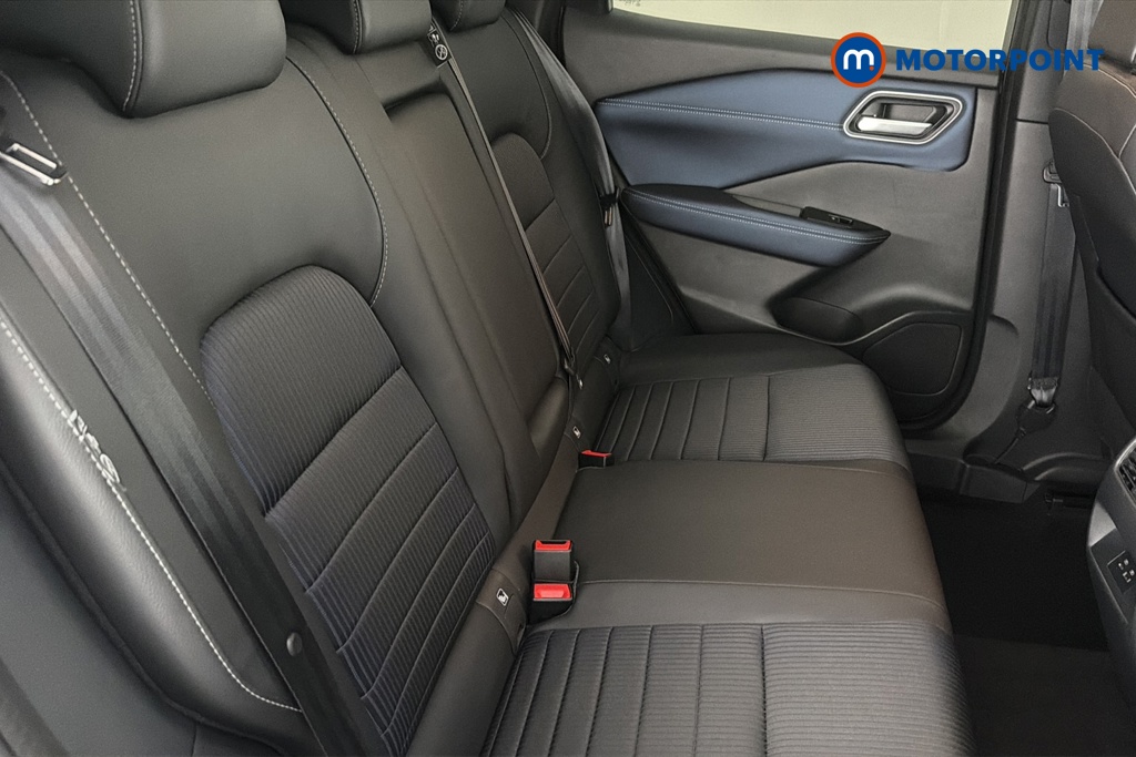 Nissan Qashqai Tekna Manual Petrol SUV - Stock Number (1674248) - 25th supplementary image