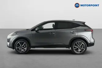 Nissan Qashqai Tekna Manual Petrol SUV - Stock Number (1674248) - Drivers side