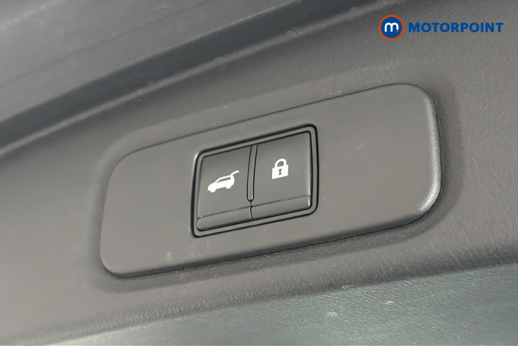 Nissan Qashqai Tekna Manual Petrol SUV - Stock Number (1674248) - 35th supplementary image