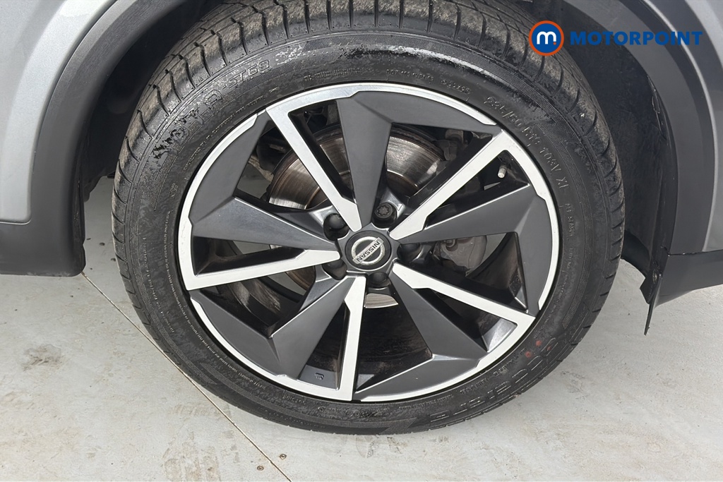 Nissan Qashqai Tekna Manual Petrol SUV - Stock Number (1674248) - 47th supplementary image