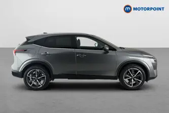 Nissan Qashqai Tekna Manual Petrol SUV - Stock Number (1674248) - Passenger side