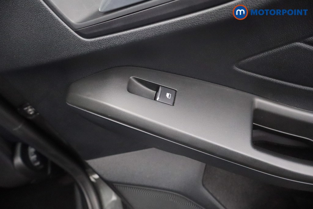 Ford Focus Active Edition Manual Petrol Hatchback - Stock Number (1674445) - 25th supplementary image