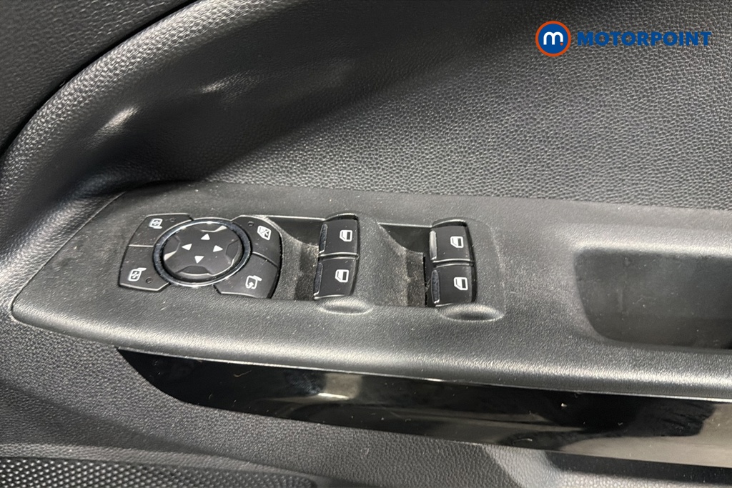 Ford Ecosport Titanium Automatic Petrol SUV - Stock Number (1674566) - 19th supplementary image