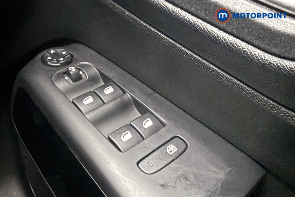 Citroen C5 Aircross Shine Manual Petrol SUV - Stock Number (1674938) - 18th supplementary image