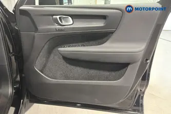 Volvo Xc40 Twin Plus Automatic Electric SUV - Stock Number (1675029) - 18th supplementary image