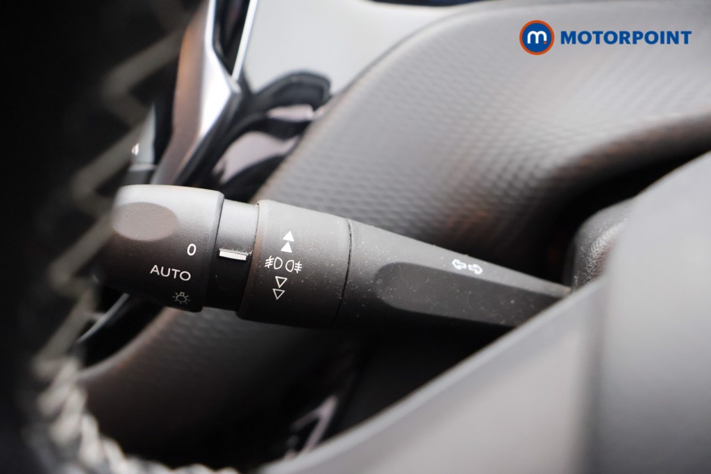 Peugeot 2008 Allure Manual Diesel SUV - Stock Number (1675139) - 5th supplementary image