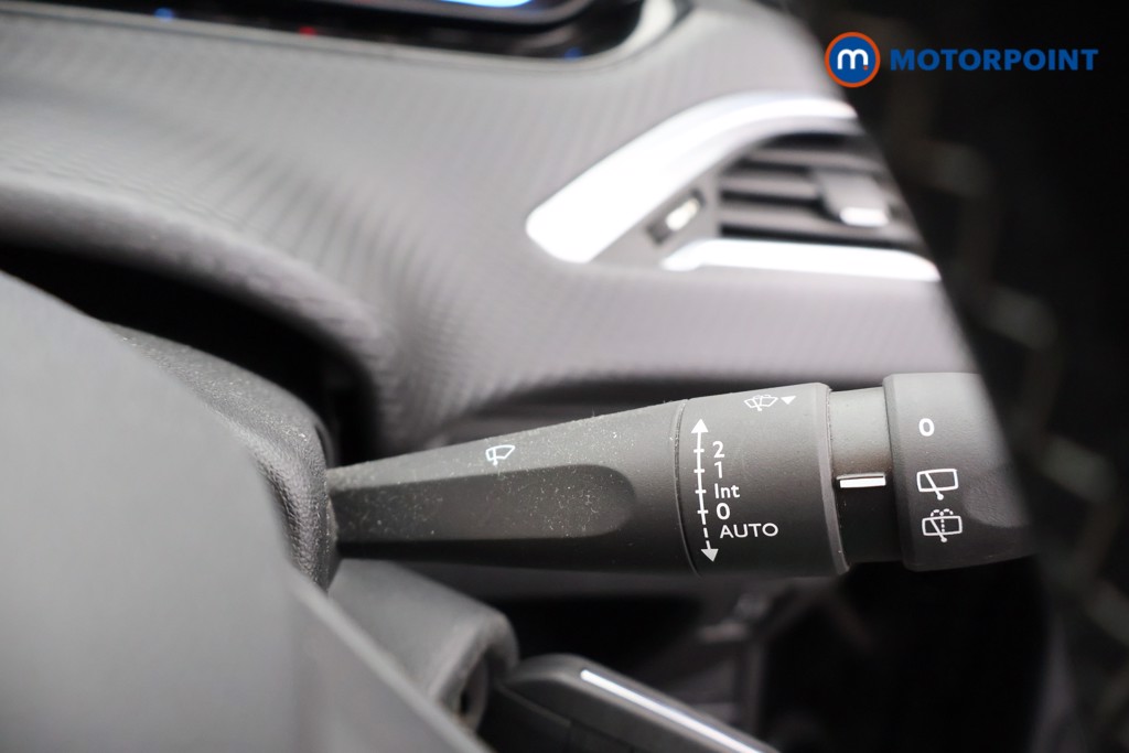 Peugeot 2008 Allure Manual Diesel SUV - Stock Number (1675139) - 6th supplementary image