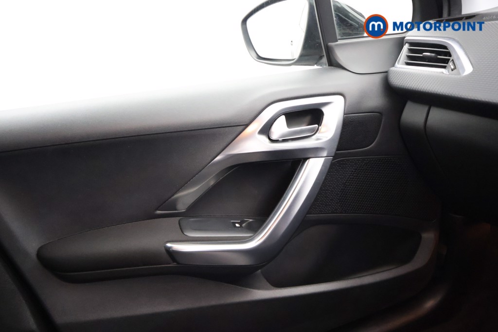 Peugeot 2008 Allure Manual Diesel SUV - Stock Number (1675139) - 10th supplementary image